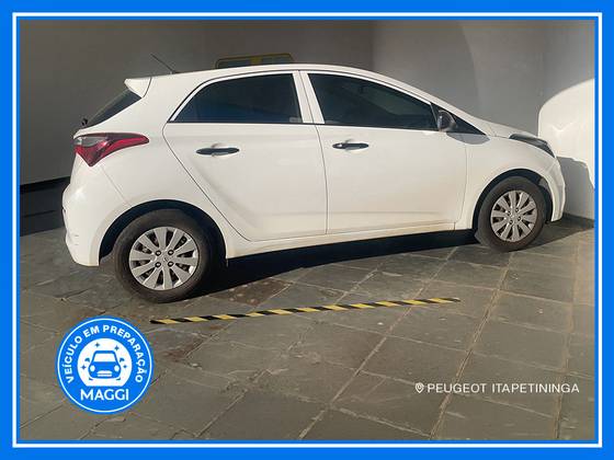 HYUNDAI HB20 1.0 UNIQUE 12V FLEX 4P MANUAL HYUNDAI HB20 1.0 UNIQUE 12V FLEX 4P MANUAL